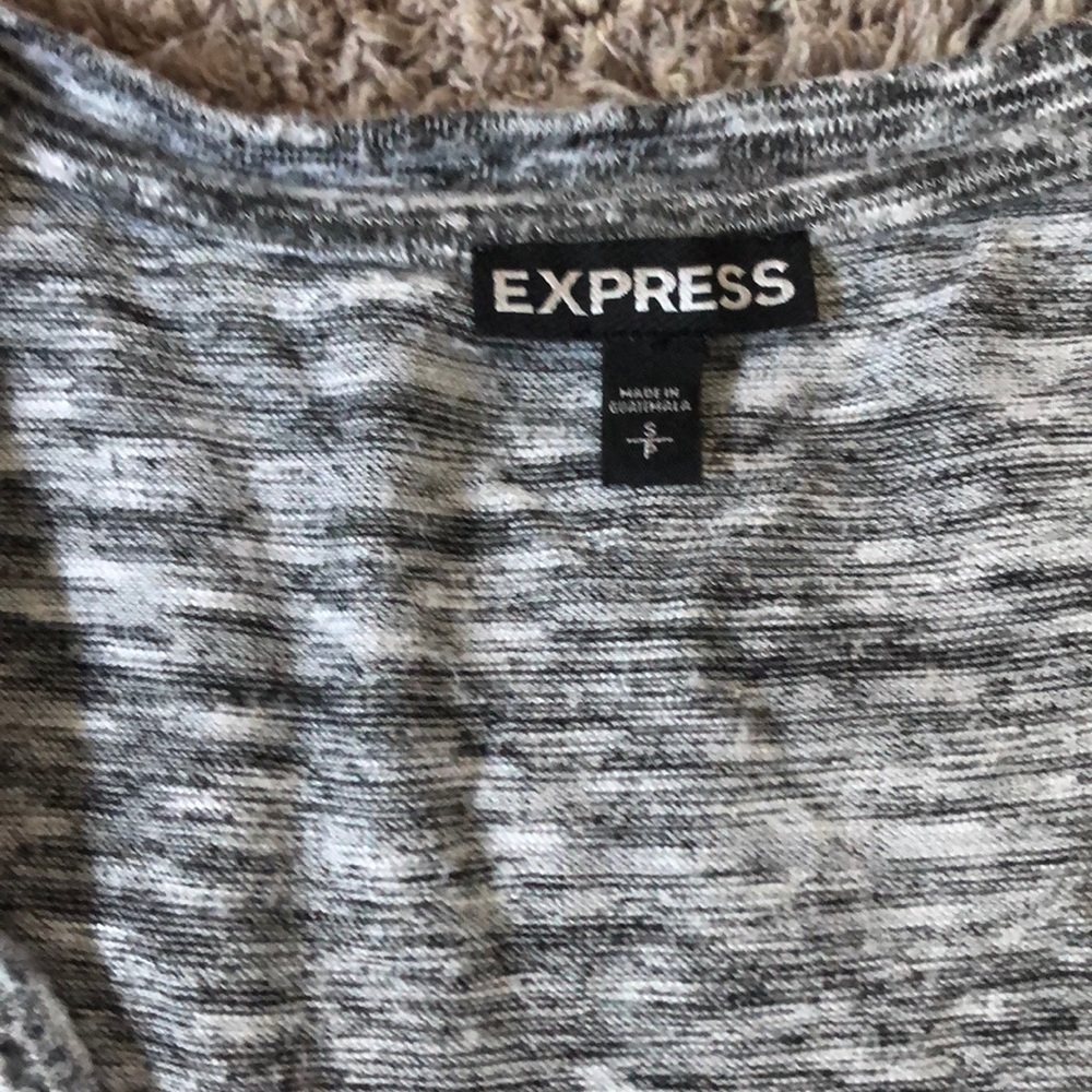 Top from express - Picture 3 of 3